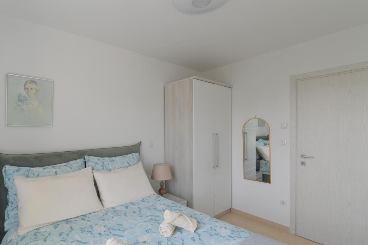 Apartman Iskra Leilighet Rijeka Eksteriør bilde