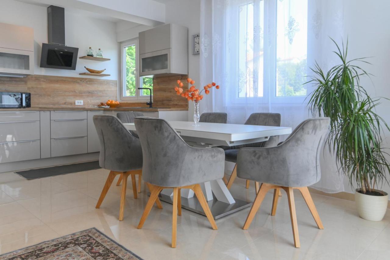 Apartman Iskra Leilighet Rijeka Eksteriør bilde